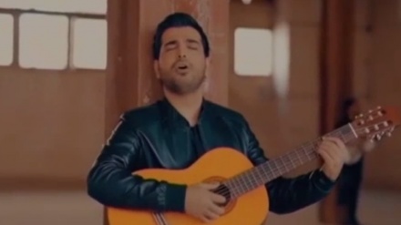 سترانێکی فارسی بەدەنگی فەرزاد فەڕوخ