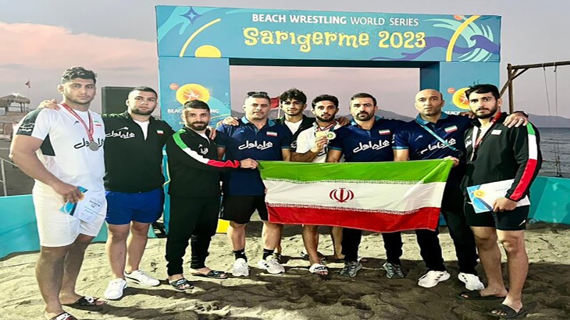 ایران کی قومی بیچ ریسلنگ ٹیم عالمی چیمپئن