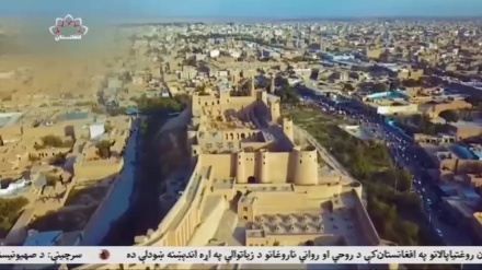 آسیب های زمین لرزه های پی هم در غرب کشور 