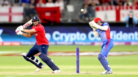 عالمی کپ کرکٹ کے مقابلوں میں انگلینڈ اور افغانستان کے درمیان میچ جاری