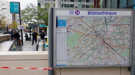پیرس کے ایک میٹرو اسٹیشن پر ہنگامہ، اچانک عورت چلائی 'خود کو اڑا لوں گی'، پولیس نے سرعام ماری گولی