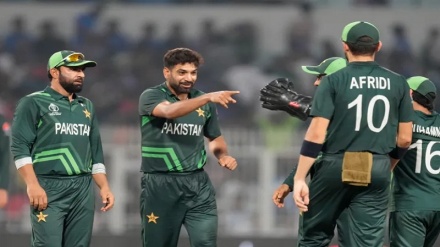 آئی سی سی عالمی کپ کے 31 ویں میچ میں پاکستان نے بنگلہ دیش کو 7 وکٹ سے ہرا دیا