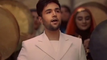 سرودێکی ئایینی بۆ خۆشەویستی پێغەمبەر(د.خ) بە زمانەکانی کوردی ،فارسی و عەرەبی