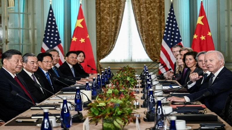 Presidentët e SHBA-së dhe Kinës ranë dakord të vazhdojnë komunikimet ushtarake