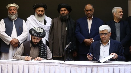 ایران اور افغانستان کے درمیان اقتصادی تعاون کی یادداشت پر دستخط