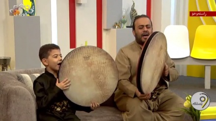 دەف لێدانی کۆڕوباوک لە مەدەحی حەزرەتی محەممەد( د.س)