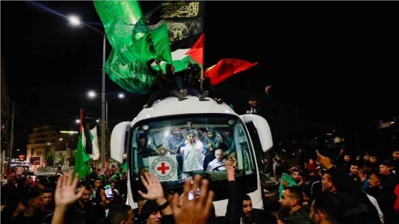 پێشوازی لە دیلە فەلەستینییەکان