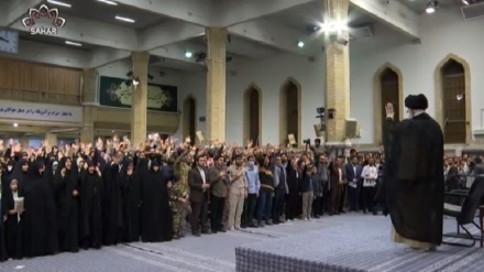 Govor lidera Islamske revolucije Irana na skupu studenata i učenika