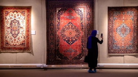 Izložba ručno tkanih tepiha iranskih nomada u Muzeju tepiha ​