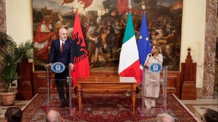 Marrëveshja me Shqipërinë për emigrantët, KE i kërkon Italisë detaje! Meloni: Mund të bëhet model bashkëpunimi mes vendeve anëtare dhe jo anëtare të BE