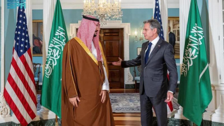 دیدار و گفتگوی وزیر دفاع عربستان با وزیر خارجه امریکا