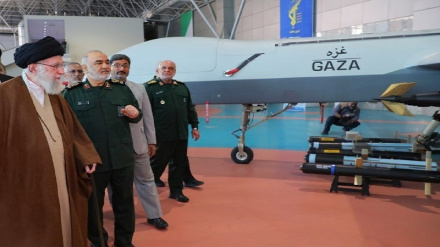 «Fəttah 2» hipersəs raketinin təqdimatı olub