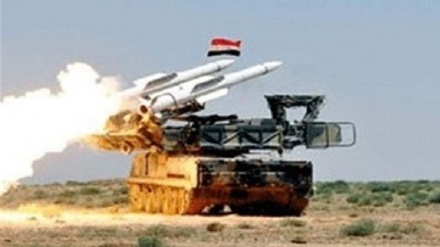  پەدافەندی ئاسمانی سووریا لەگەڵ ئامانجەدۆژمنکارانەکان لەئاسمانی دەمیشق بەربەرەکانێ کرد