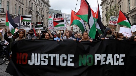 دنیا کے دیگر ممالک کی طرح برطانیہ میں بھی اسرائیل کی جاری جارحیت کے خلاف احتجاجی مظاہرے
