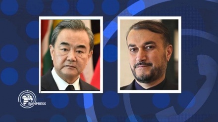 Ministrat e Jashtëm të Iranit dhe Kinës kanë zhvilluar një bisedë telefonike
