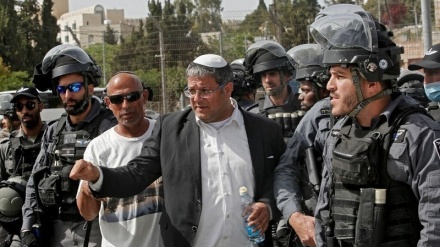 فەرمانی بێن گوێر بە پۆلیسی رژیمی داگیرکەر بۆ تەقەکردن لە فەلەستینیەکان تەنانەت ئەگەر جێی مەترسیش نەبن