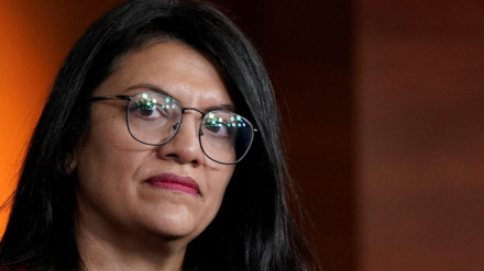 Demokratski zastupnici kritikuju Bidena zbog napada na Jemen