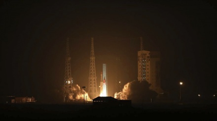 Iran uspješno lansirao tri satelita u orbitu