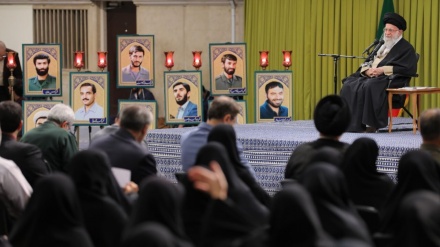 Iranski lider: Teheran je prvi front borbe protiv ugnjetavanja i kolonijalizma