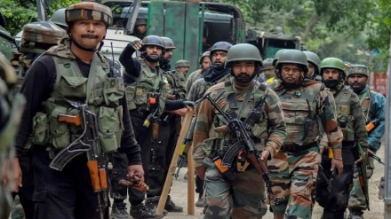 ہندوستان: ریاست منی پور میں آسام رائفلز کے ایک فوجی نے اپنے ساتھیوں پر گولی چلا دی، فائرنگ کے بعد خودکشی کرلی