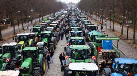 جرمنی: ٹیکس قوانین کے خلاف ہزاروں کسانوں کا مظاہرہ (ویڈیو) 