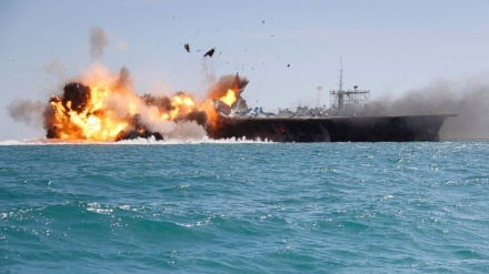 خلیج عدن میں یمنی فوج کا ایک اور امریکی بحری جہاز پر حملہ