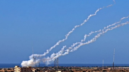 S juga Libana ispaljene rakete prema izraelskim vojnim postrojenjima