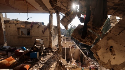 Ushtria izraelite grabit 25 milionë dollarë para dhe objekte ari nga banorët e Gazës