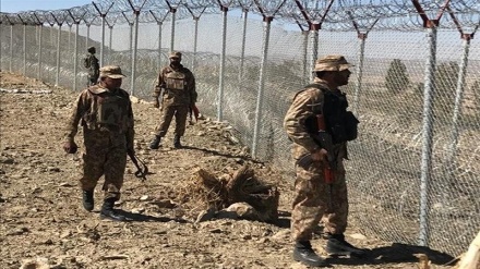 پاکستان اورافغانستان کے سرحدی فوجیوں کے درمیان شدید فائرنگ