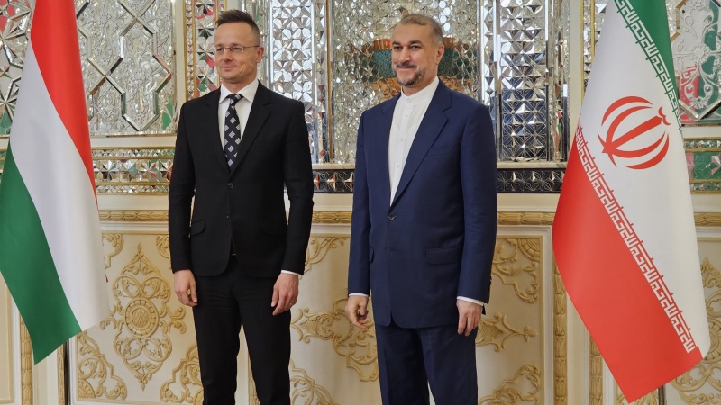 Macarıstanın XİN başçısı Tehranda