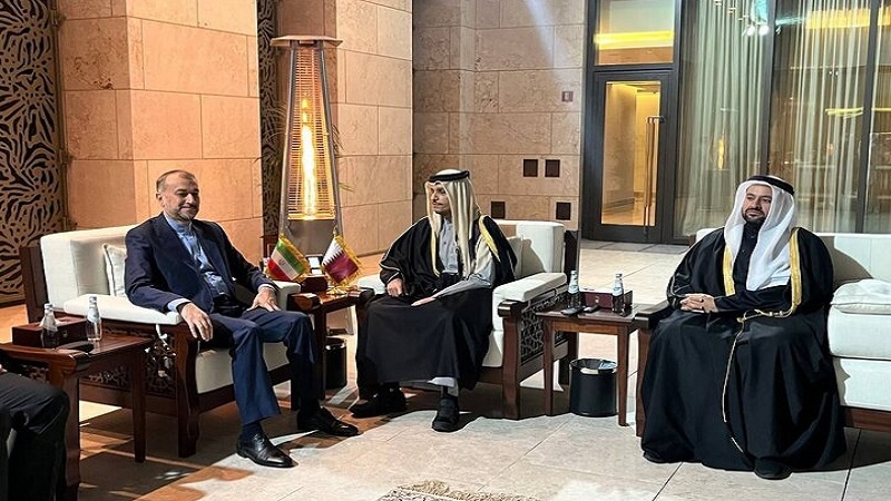 ایرانی وزیر خارجہ کا دورۂ دوحہ: قطری وزیر اعظم و وزیر خارجہ سے اہم ملاقات
