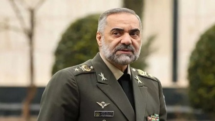 آرمان اور آذرخش میزائل سسٹم اہداف کو کم وقت میں ہی تباہ کرسکتے ہیں: ایرانی وزیر دفاع