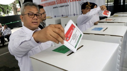 انڈونیشیا، انتخابات کے رجحانات سامنے آنے لگے، سابق وزیر دفاع کو برتری