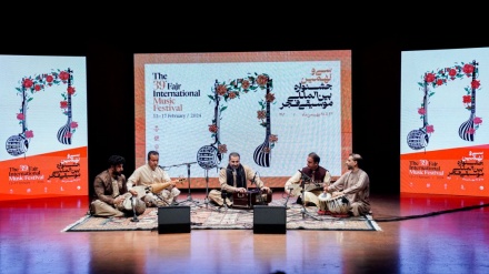 اجرای هنرمندان افغانستان در سی و نهمین جشنواره بین المللی موسیقی فجر ایران+تصاویر