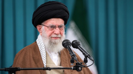 Ajetullah Hamenei: Islamski svijet će vidjeti brisanje cionističkog tumora