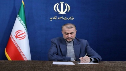 ہمارا دنیا کے ساتھ تعمیری رابطہ ہے: ایرانی وزیر خارجہ