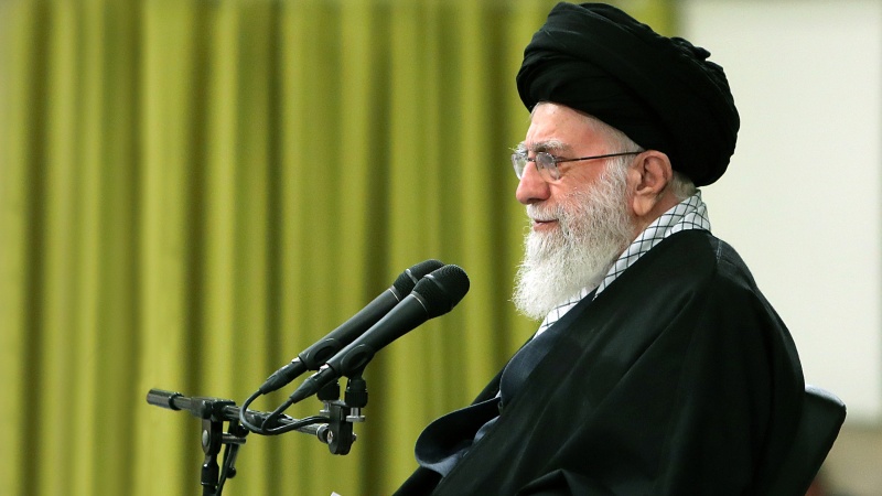 عوام اور اسلام پر اعتماد ایران کے استحکام اور ترقی کا سبب: رہبر انقلاب اسلامی