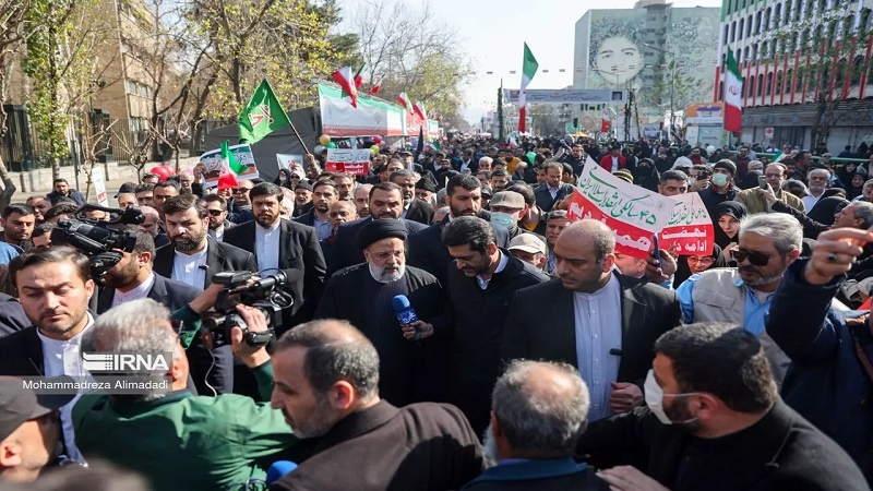 اسلامی انقلاب کی 45 ویں سالگرہ کی ریلیاں، ایرانی عوام کی پُرجوش اور بھرپور شرکت