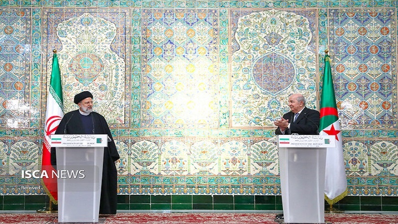 ایران اور الجزائر کے سربراہان مملکت کی مشترکہ پریس کانفرنس