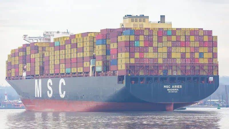 Sepah Hörmüz boğazı yaxınlığında sionist rejimlə bağlı gəmini saxlayıb