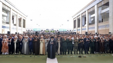 تہران: نماز عیدالفطر رہبر انقلاب اسلامی کی امامت میں