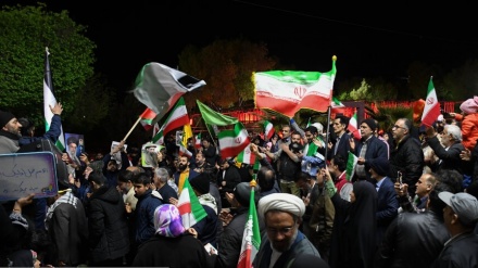 ایرانی عوام سڑکوں پر نکل آئے، صیہونی بنکروں میں چھپ گئے+ویڈیو