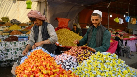 رونق بازار میوه خشک در آستانه عید فطر در مزارشریف