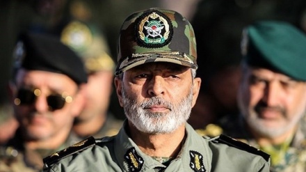 صیہونی دشمن کو ایران کا سخت انتباہ، ایران کی فوج کے کمانڈر جنرل عبدالرحیم موسوی
