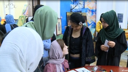 حضور زنان تجارت پیشه در نمایشگاه بین المللی هفته صنعت در کابل