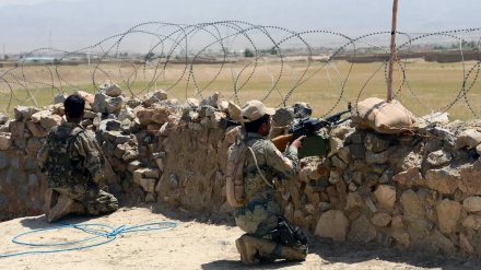 ڈیورینڈ لائن پر افغانستان اور پاکستان کے فوجیوں کے درمیان جھڑپ