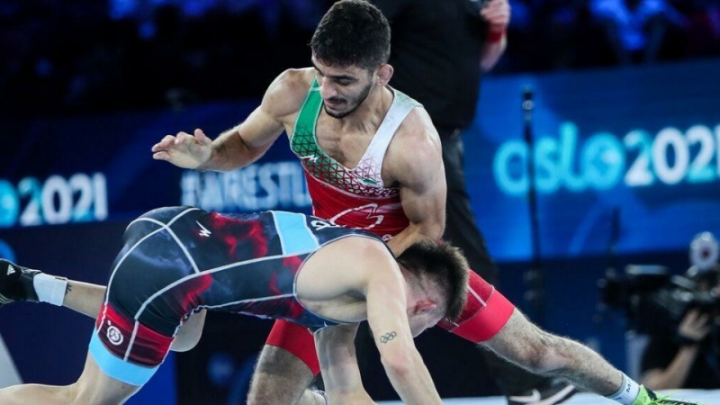 Sərlək italiyalı güləşçiyə qalib gəlib