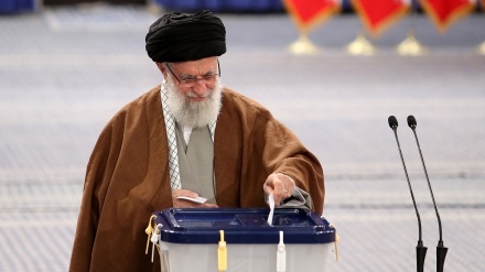 توصیه رهبر انقلاب اسلامی ایران به مشارکت مردم در انتخابات