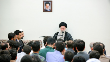 Uoči predstojećih predsjedničkih izbora: Ajetullah Hamenei: Politička nezavisnost Irana je „opipljiva realnost“