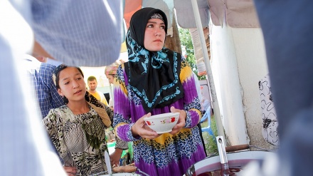 U Tadžikistanu zabranjen hidžab i vjerske ceremonije